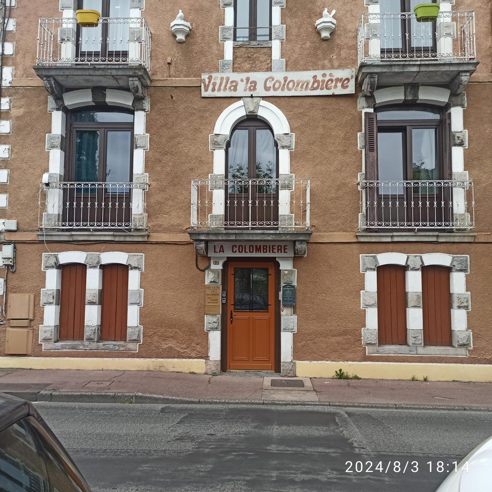 Apartment Touristique - La Colombiere