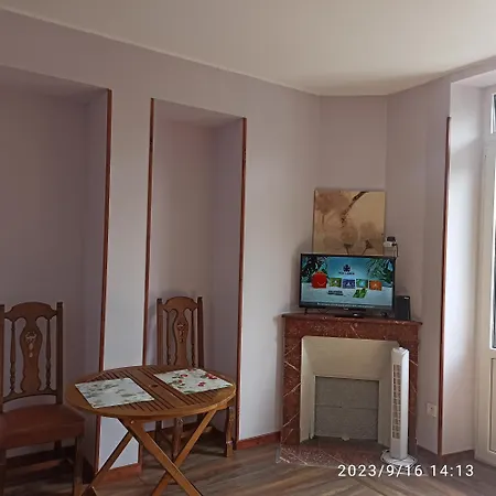 Appartements Touristique - La Colombiere Lourdes Kamer foto