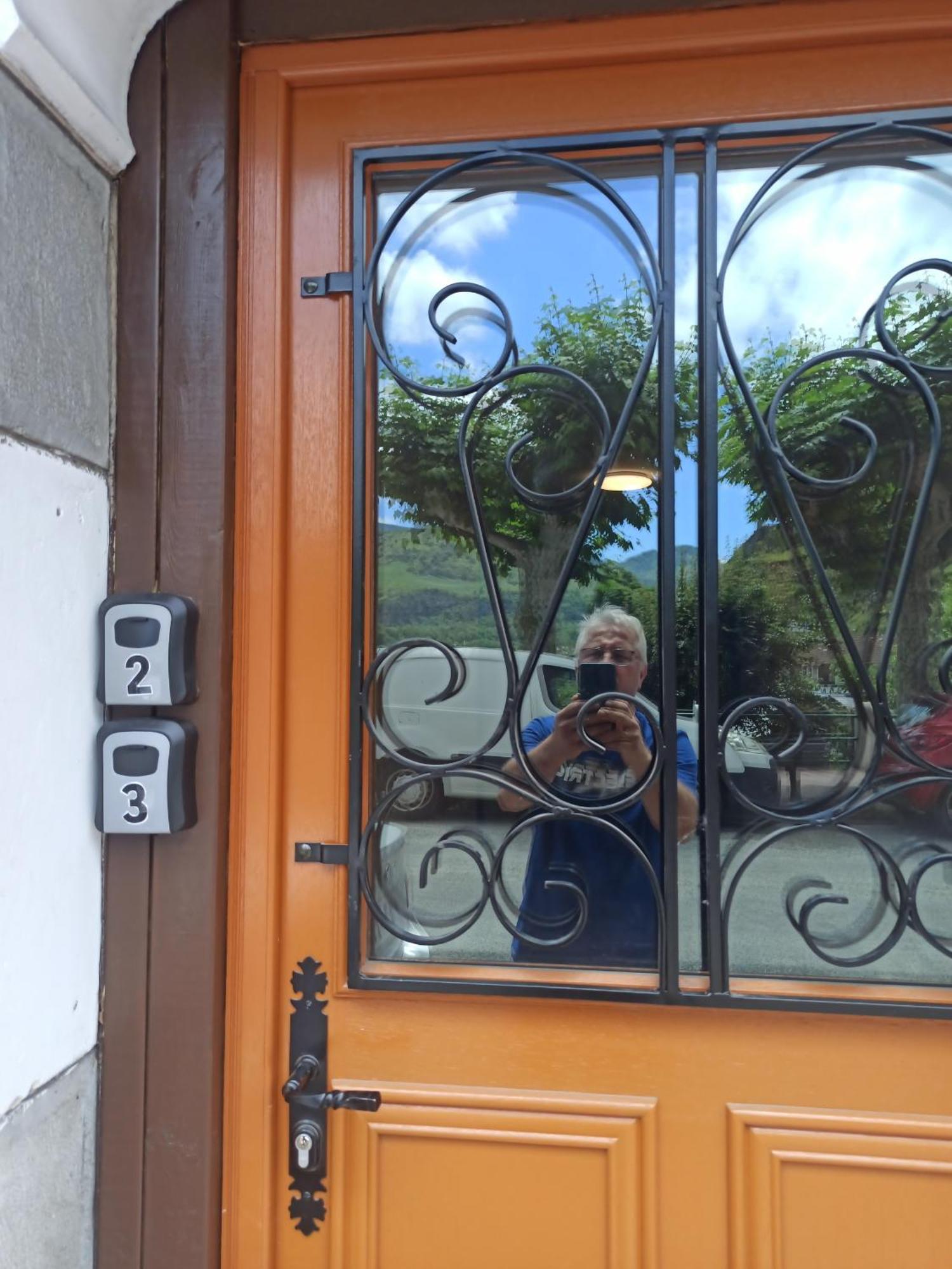 Touristique - La Colombiere Apartment Lourdes